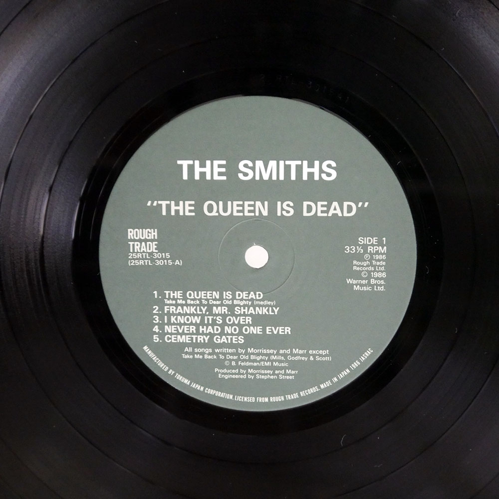 SMITHS / THE QUEEN IS DEAD