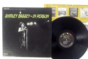 SHIRLEY BASSEY / IN PERSON