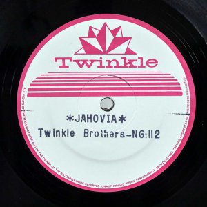 TWINKLE BROTHERS/ JAHOVIA
