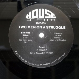 TWO MEN ON A STRUGGLE / PROJECT 1-4